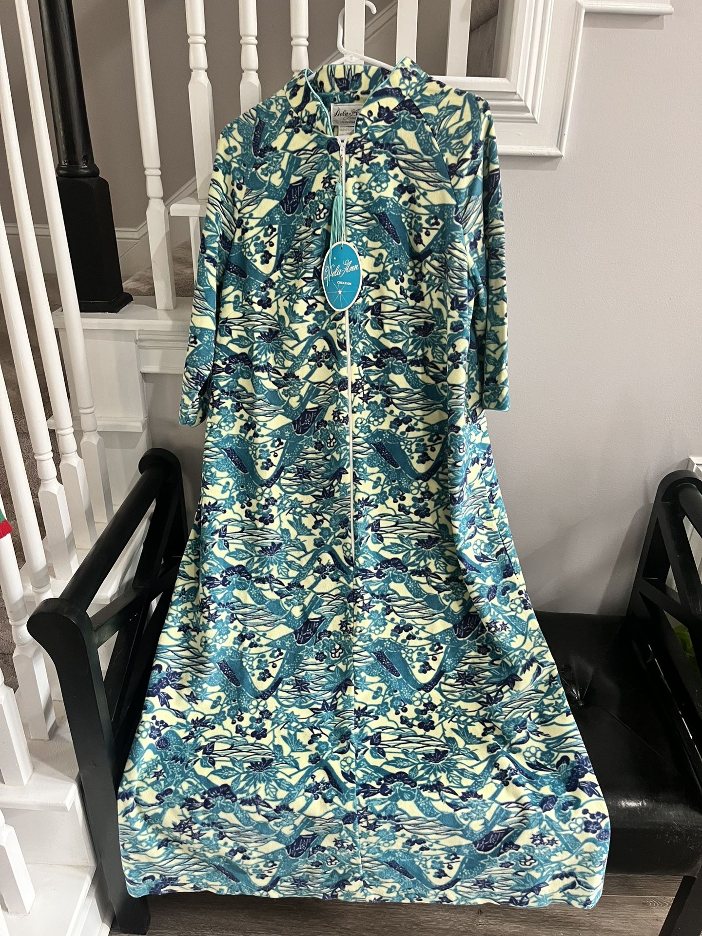 NWT 60s loungewear Caftain