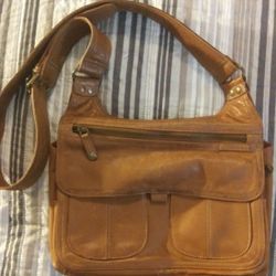 FOSSIL LEATHERBAG