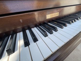 Baldwin Upright Puano