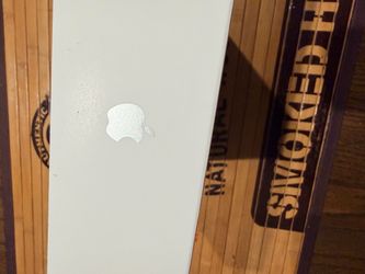 128GB iPad (unopened)