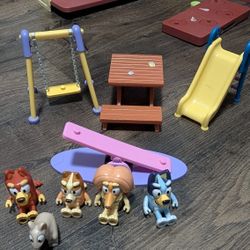 Bluey's  Deluxe Park Playset