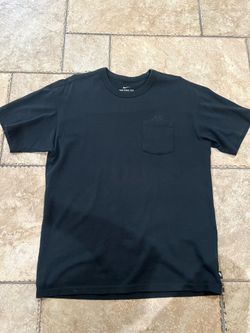 Black Nike men’s tee