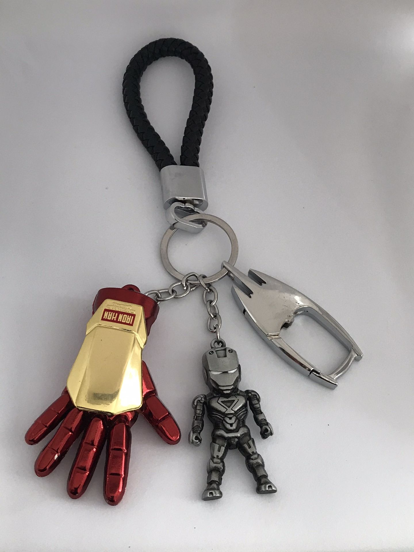 SPIDERMAN, SUPERMAN, IRONMAN, CAPTAIN AMERICA KEYCHAINS