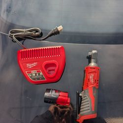 Milwaukee 3/8 Impact Cordless Ratchet