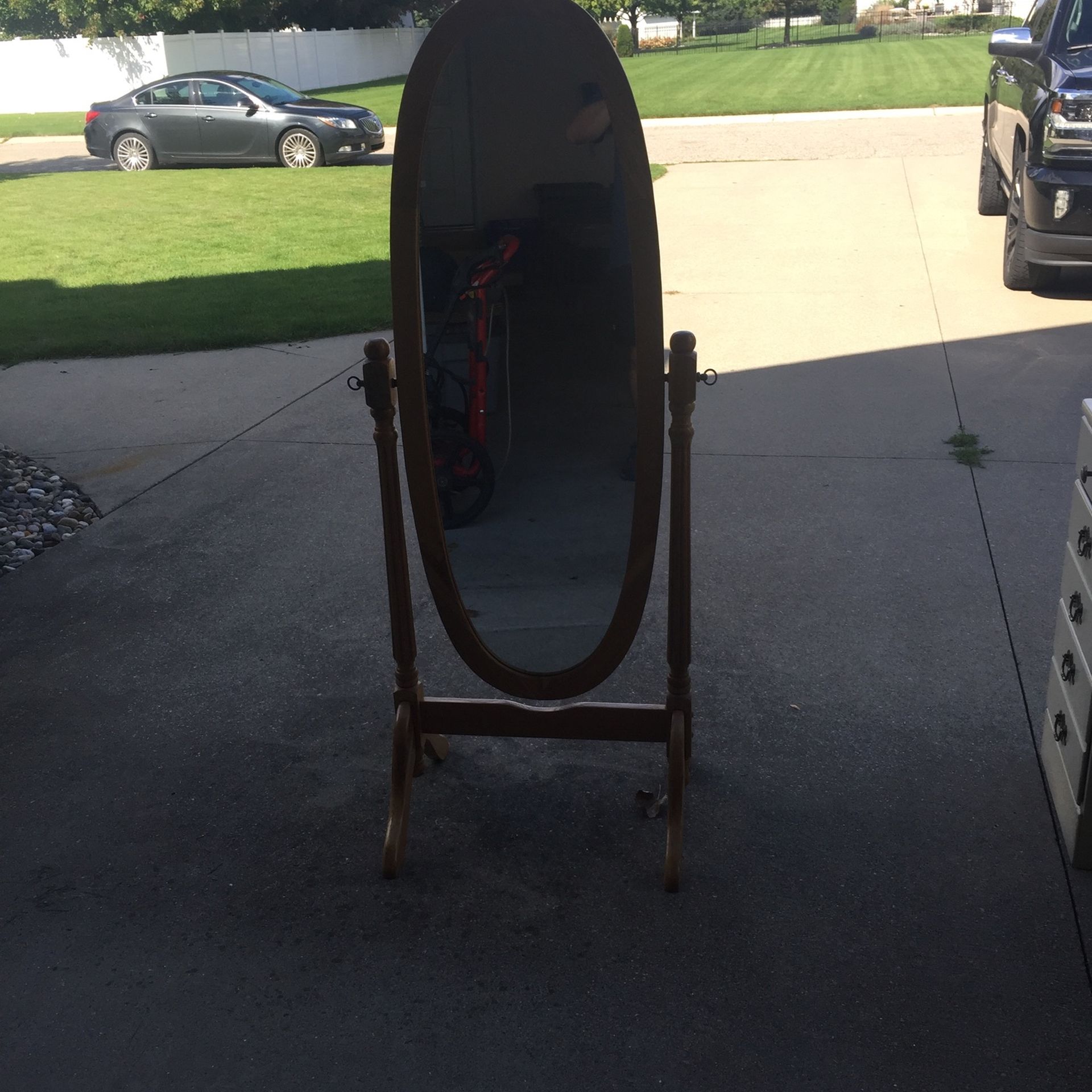 Mirror With Stand