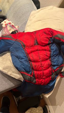 5/6 yr old costume— free