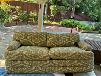 Loveseat sleeper