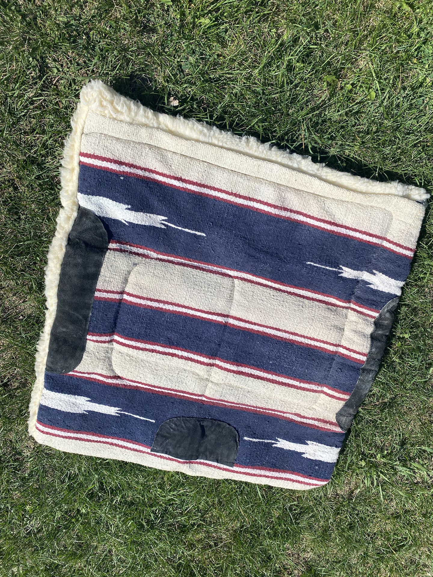 Saddle pad.  Used couple of times 28x30. No problem with it