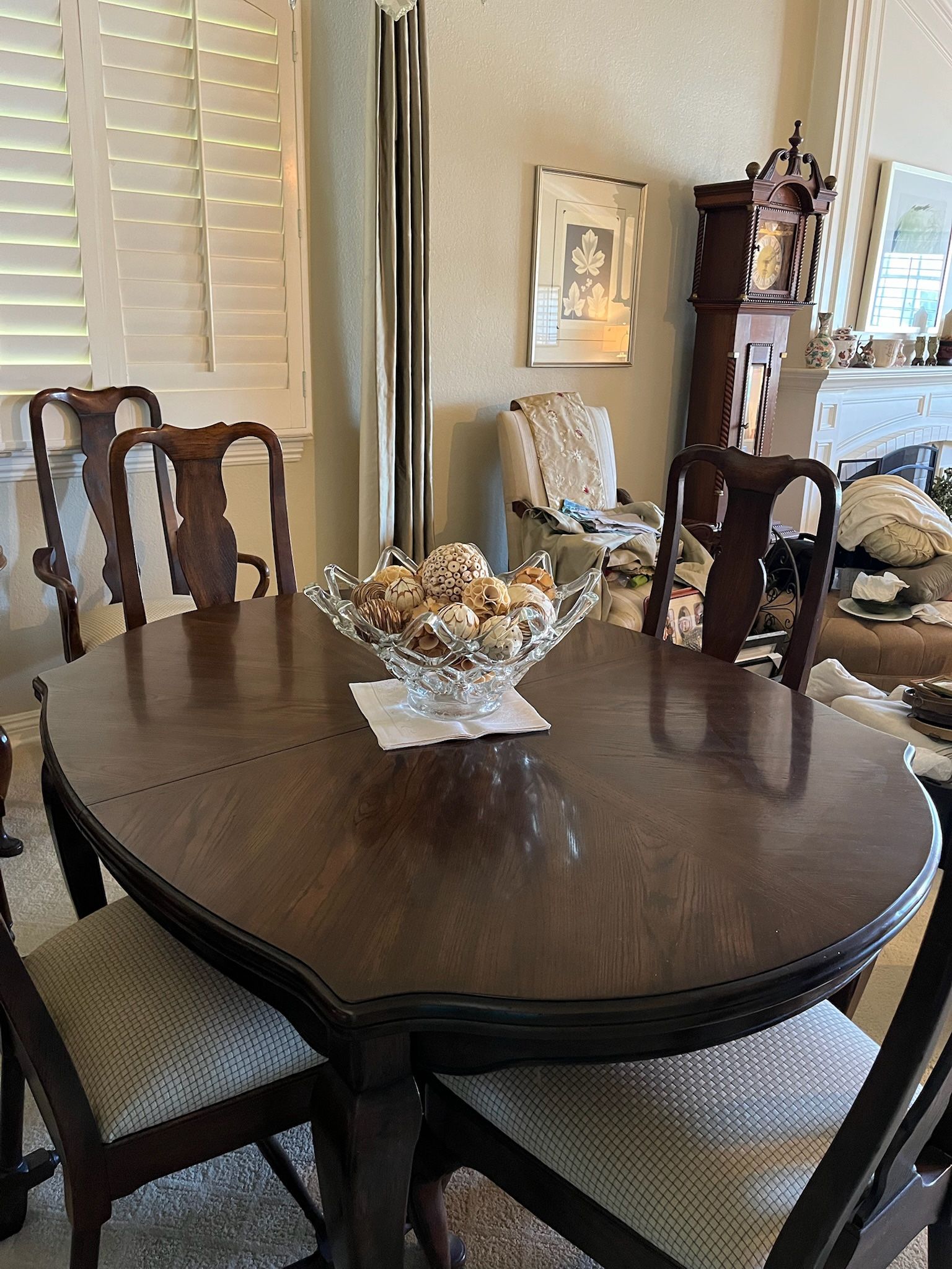 Beautiful Optional Two Leaf Table With 6 Chairs (2 With Arms) With Dining Pads