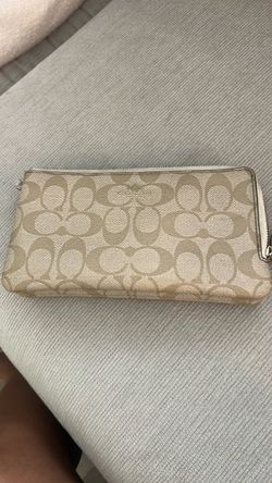 Coach Signature Canvas Zip Clutch Wallet
