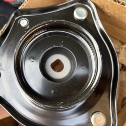2018-2022 Strut Mount 