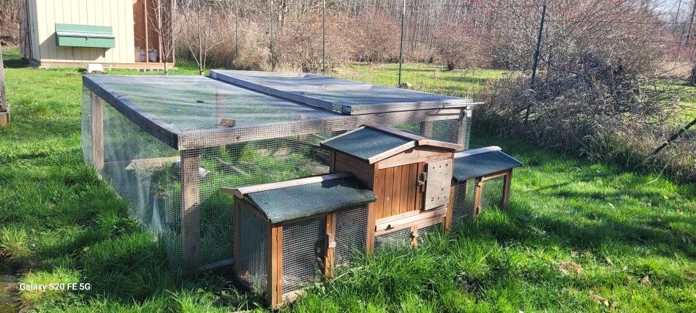 Chicken Run Rabbits Chicken/rabbit Run for Sale in Tacoma, WA - OfferUp