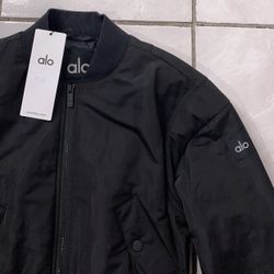 Alo Bomber Jacket Size Xs🎀🖤