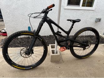 2020 YT Capra