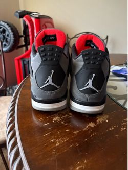 Jordan 4