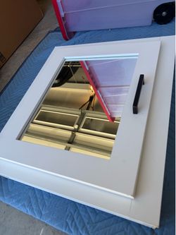 Travel Trailer medicine cabinet