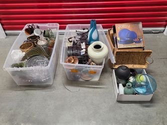 $55 For All, Huge Lot of 100pcs  Kitchen and Decorative items,