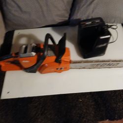 ECHO  58V BRUSHLESS CHAINSAW 4.0 AH  BATT W/ CHARGER..20"Inch Bar 