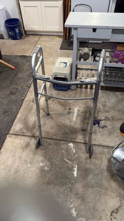 Guardian Adjustable Foldable Walker