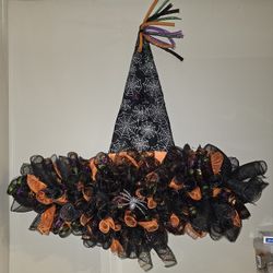 Witch Hat Wreath