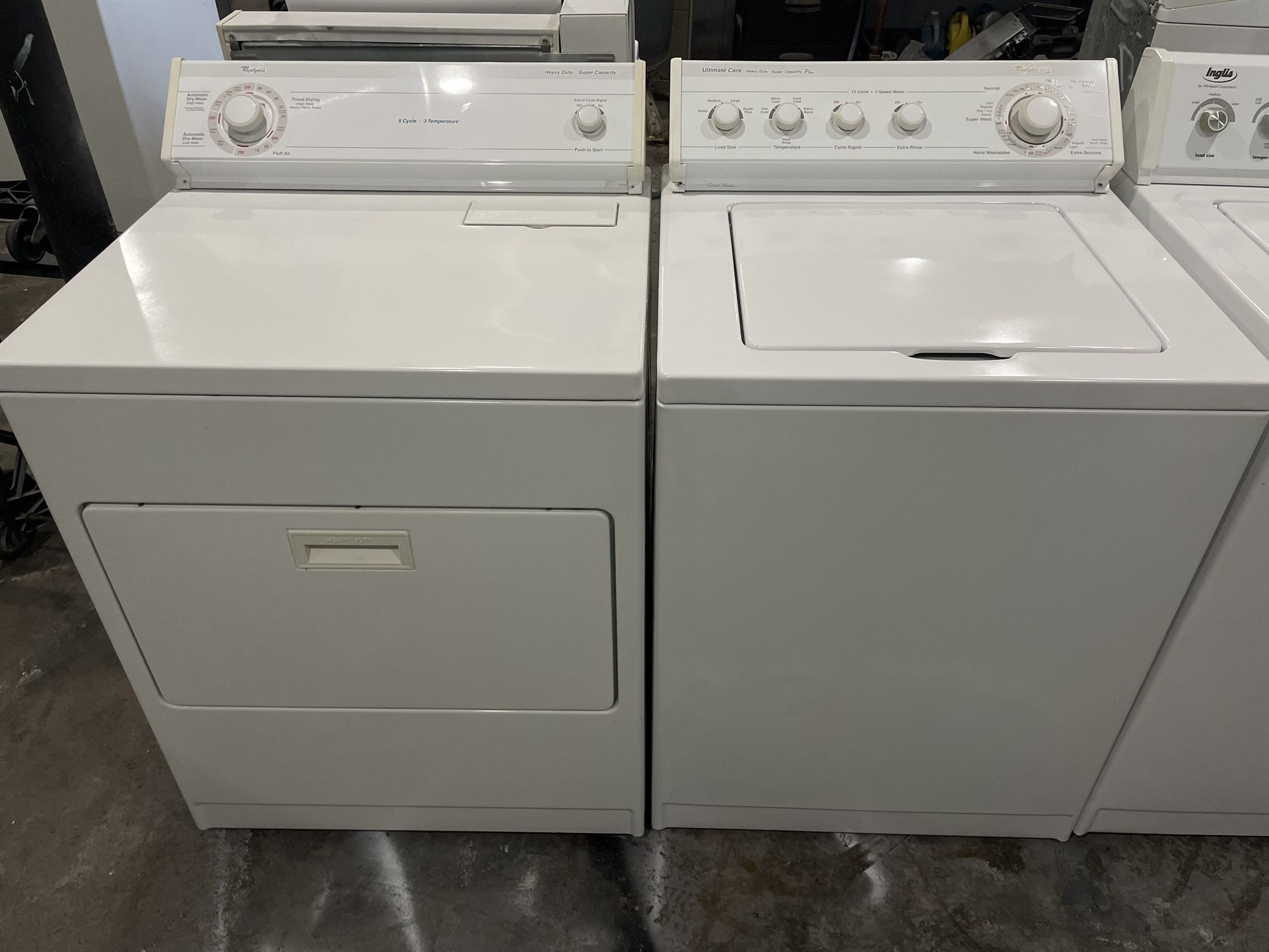 Whirlpool Set washer And Dryer Electric