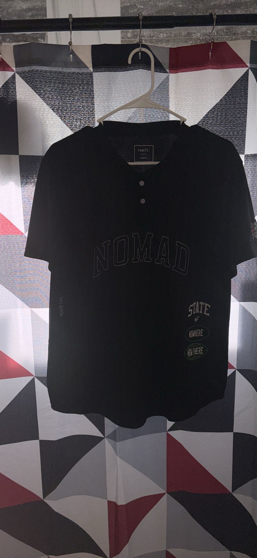 Nomad /rue 21 Jersey