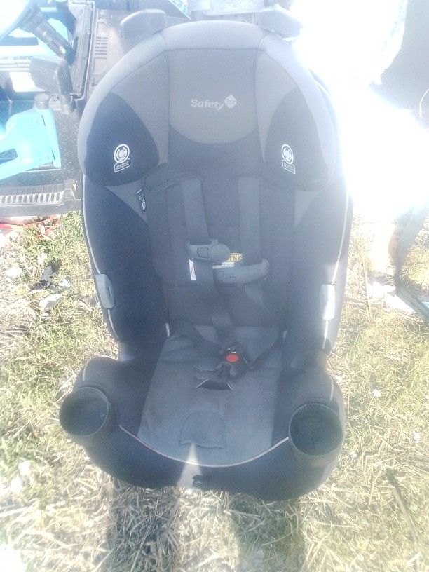 Safety First 3 In 1 Car Seat