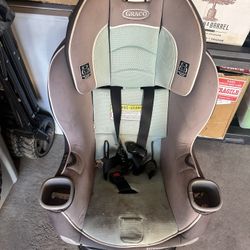 Grayco Children’s Car Seat 