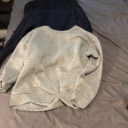 Women’s Size Medium Sweaters