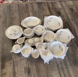 Society (Fine China) “Harvest Time” 67 Piece, Place Settings For 8 Plus Accessories