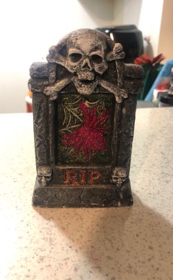 Halloween decor