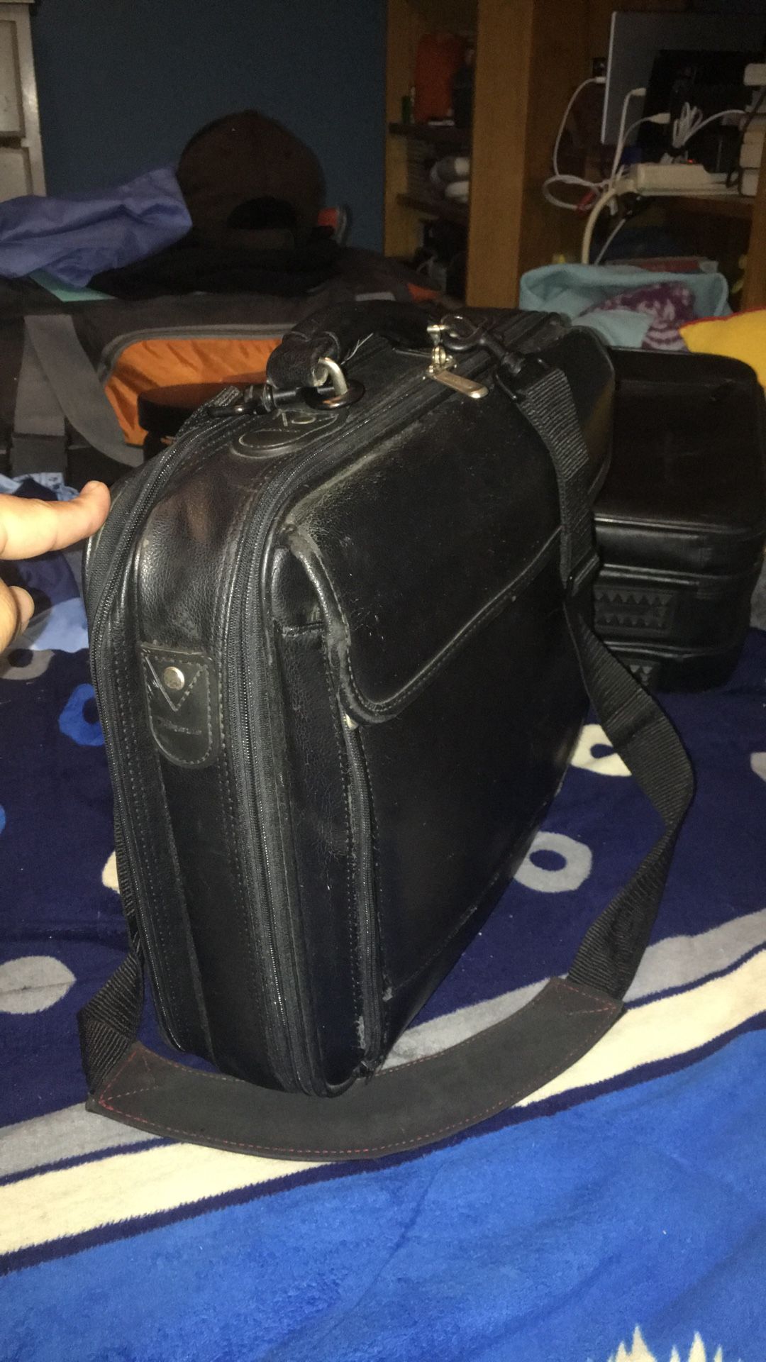 Slim Targas Laptop Bag