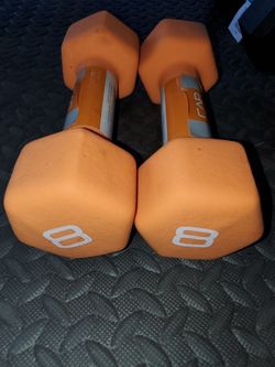 Brand new 8 lb dumbbell set