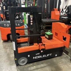 New Electric Order Picker
