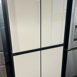 NEW OPEN BOX SAMSUNG BESPOKE FOUR DOOR REFRIGERATOR 