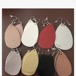 8 Earrings