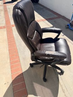 Desk chair