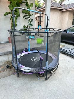 Kids trampoline