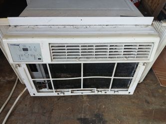 Koldfront a/c window unit works great 300 o.b.o.
