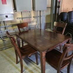 Beautiful Hardwood antique Table And 4 Chairs
