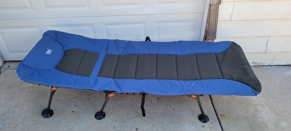 Camping cot lounger. Timber Ridge