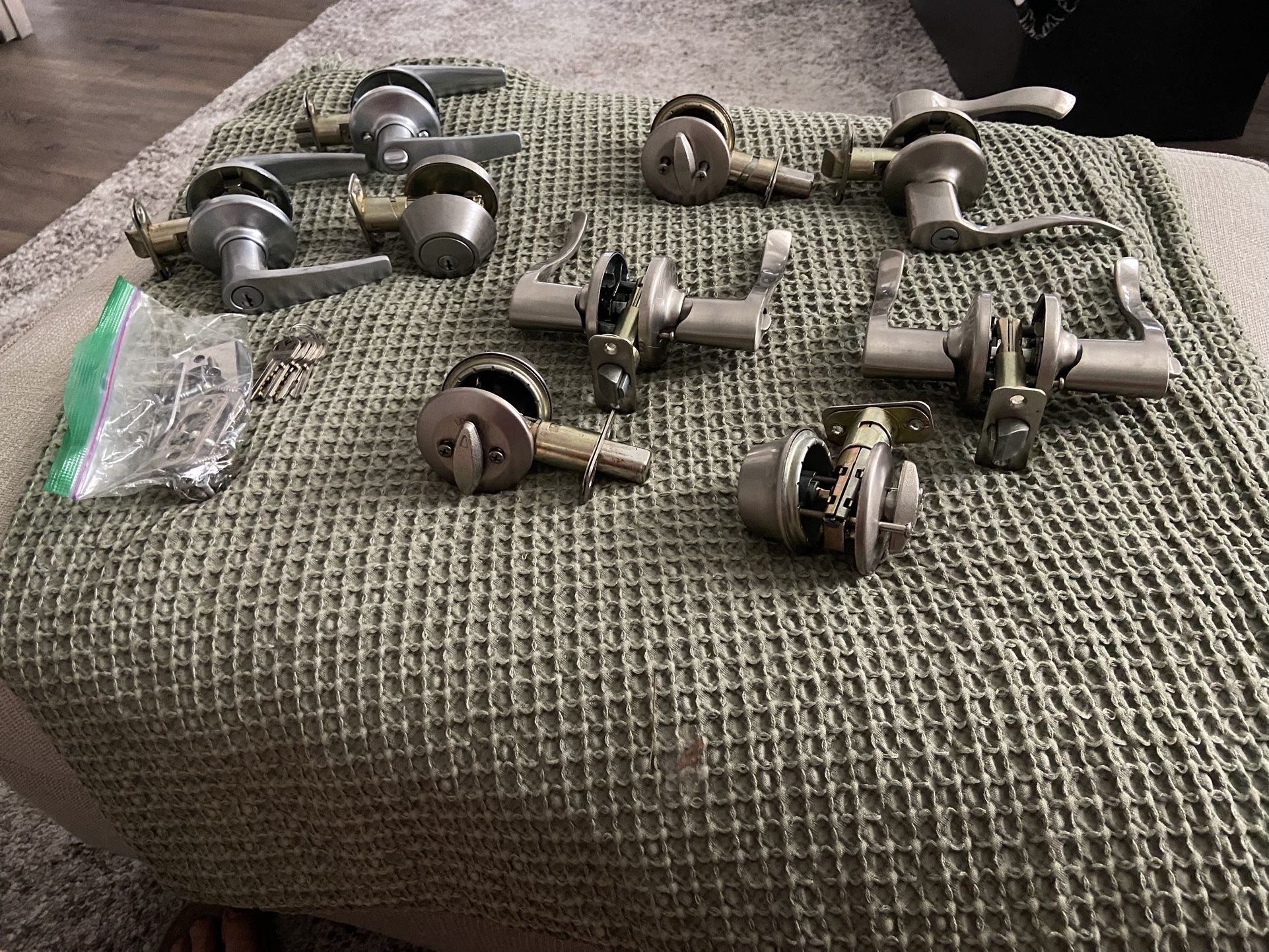 Door Handles & Deadbolts Exterior
