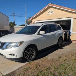 2014 Nissan Pathfinder