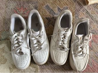 Nike tennis shoes