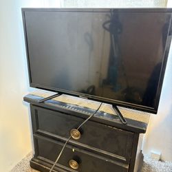 32” Hisense TV