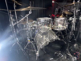 DW Acrylic Drums