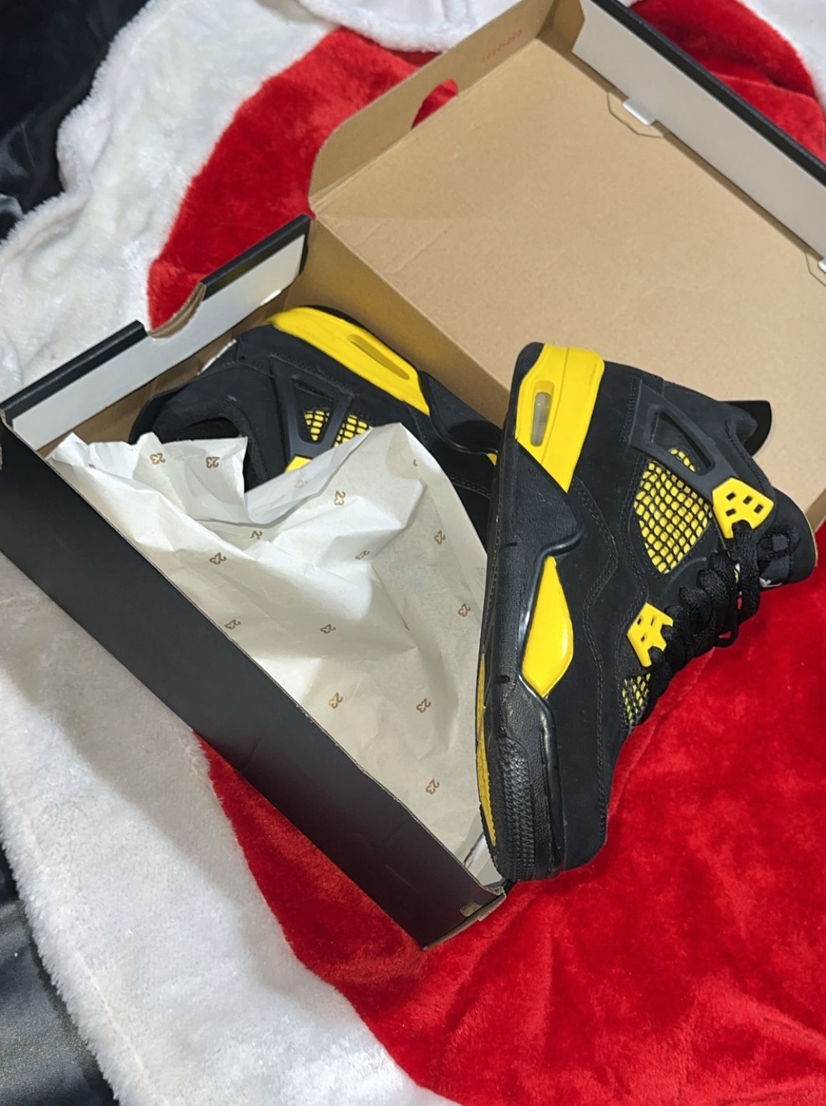 Jordan 4’s Black And Yellow Youth