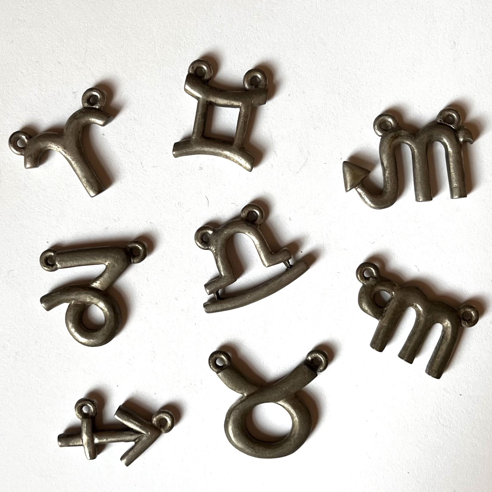 Vintage Mini Lot // 8 Zodiac Sign Charms