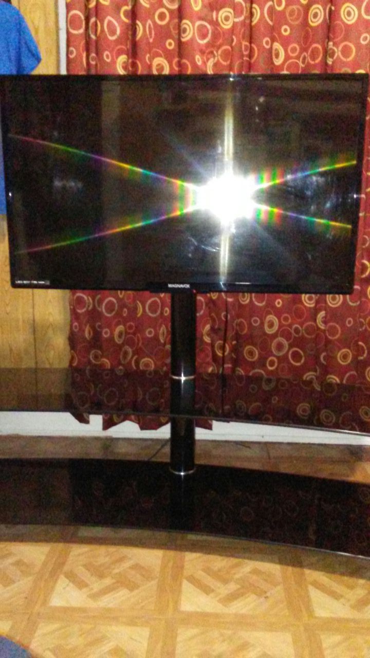 Black Glass TV Stand.23 to 55 inch tv wall Bracket Flat. only table not the tv