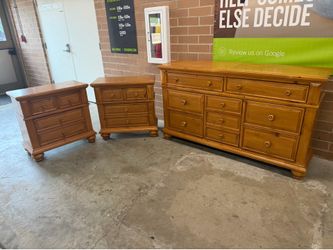 Dresser and 2 nightstands